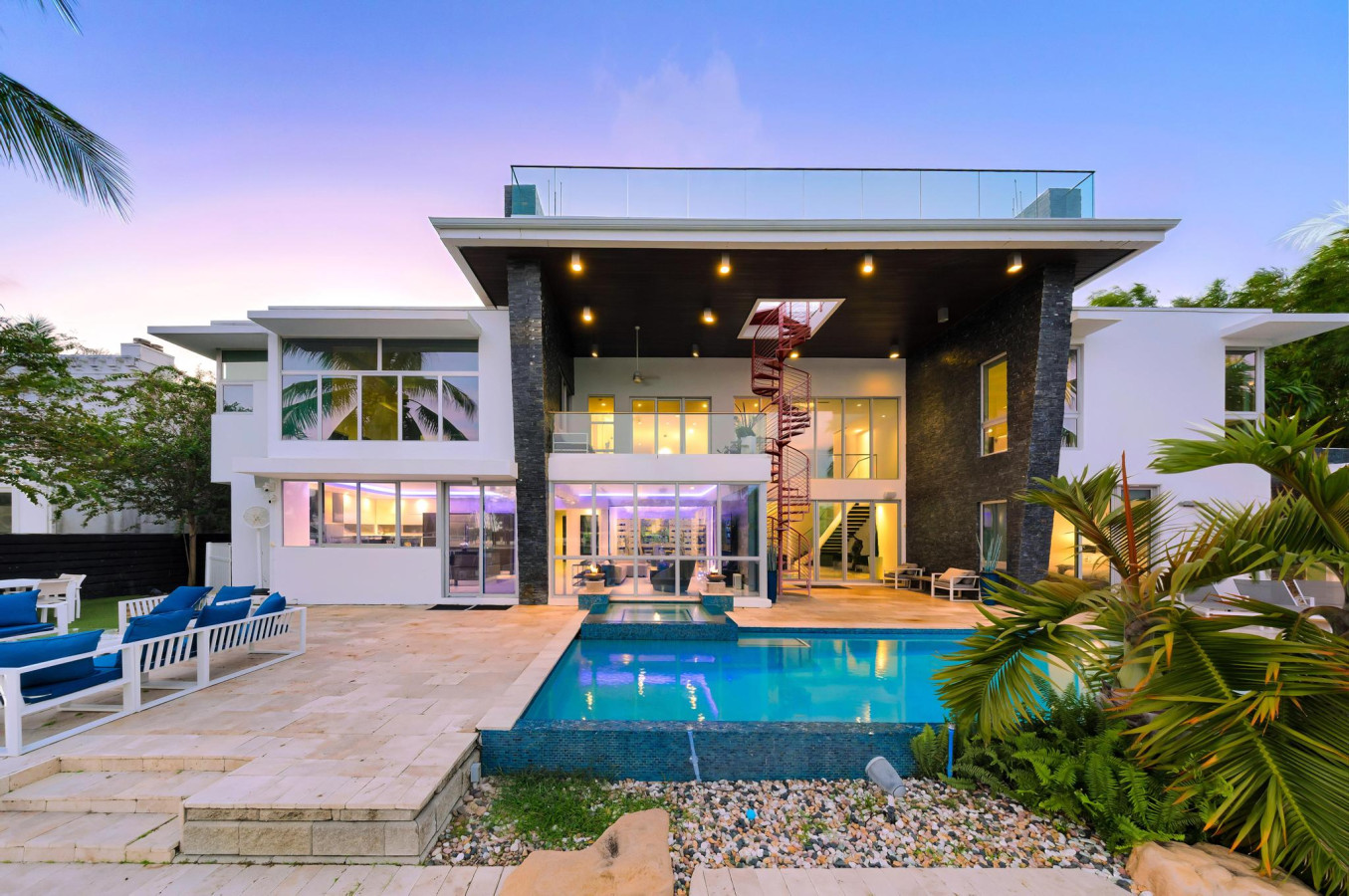 300 Royal Plaza Dr thumbnail 3