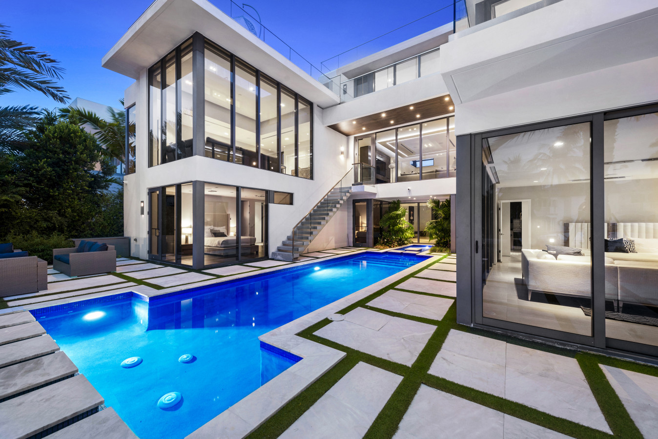 440 Mola Ave thumbnail 3
