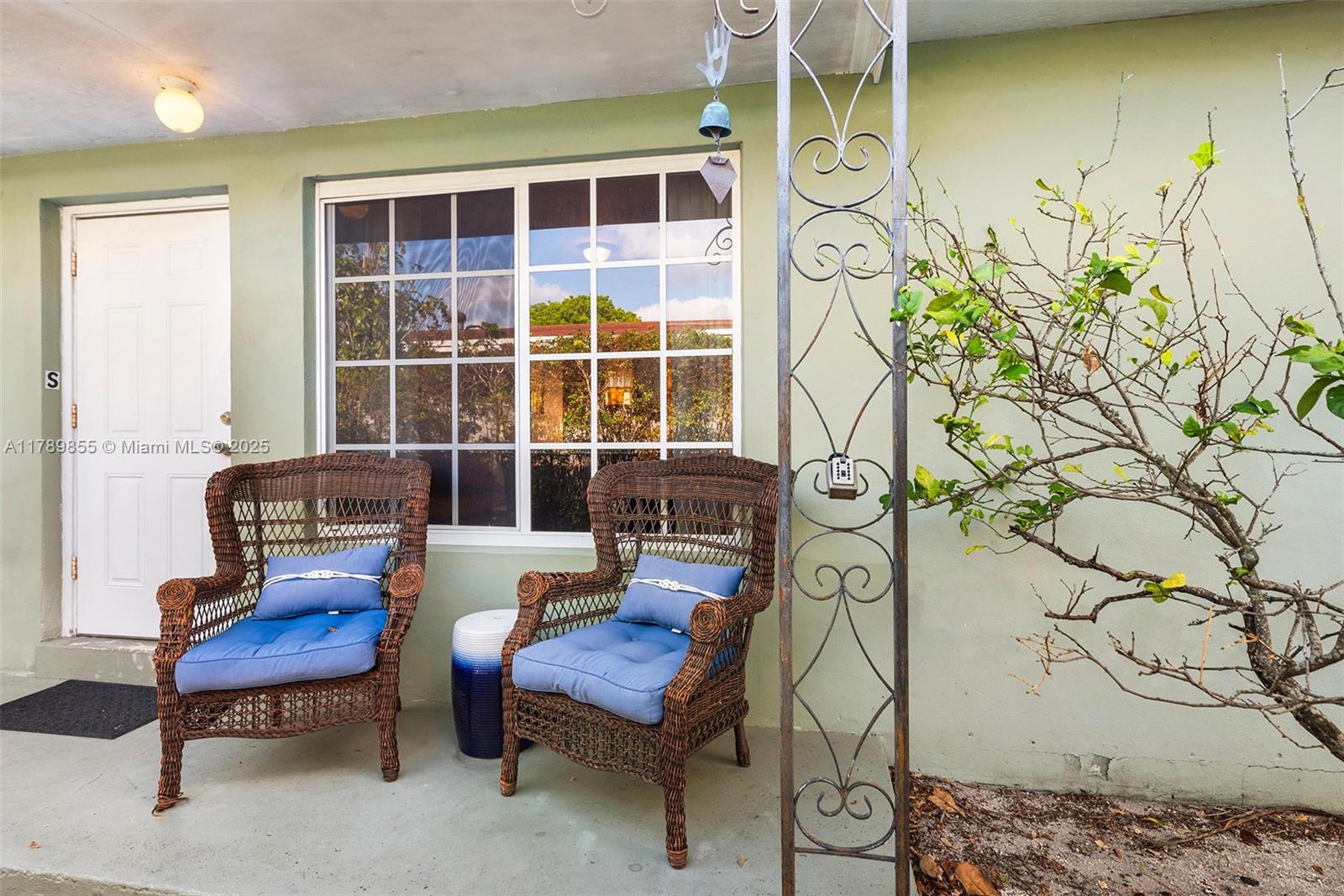 504 SW 10th St thumbnail 4
