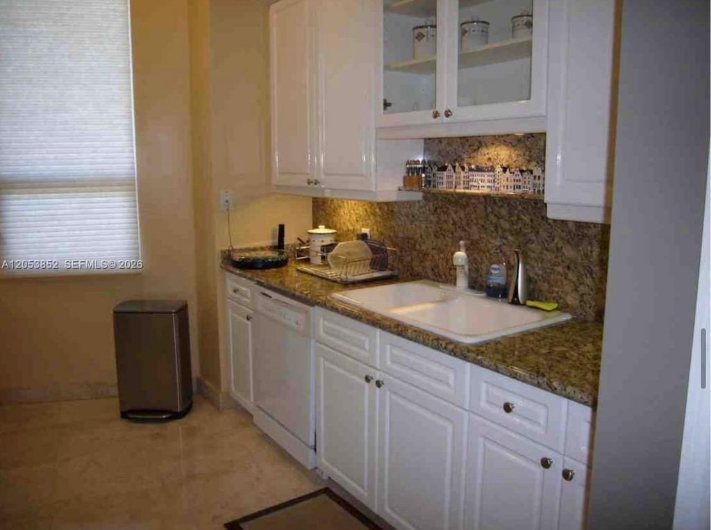 808 Brickell Key Dr #606 thumbnail 3