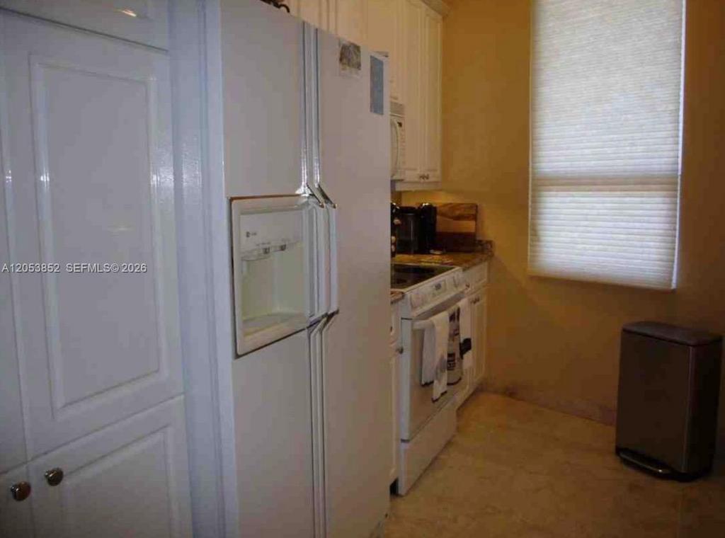 808 Brickell Key Dr #606 thumbnail 4