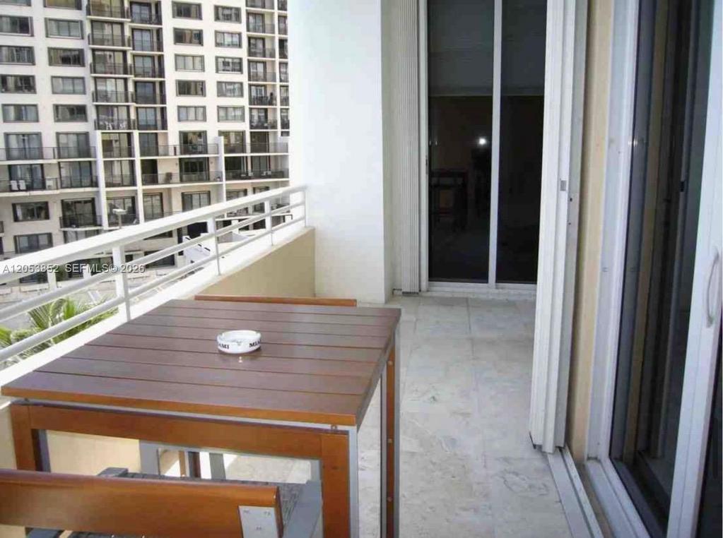 808 Brickell Key Dr #606 thumbnail 5