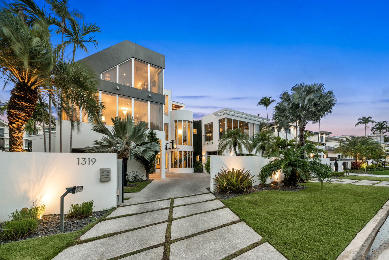1319 Seminole Dr thumbnail 7
