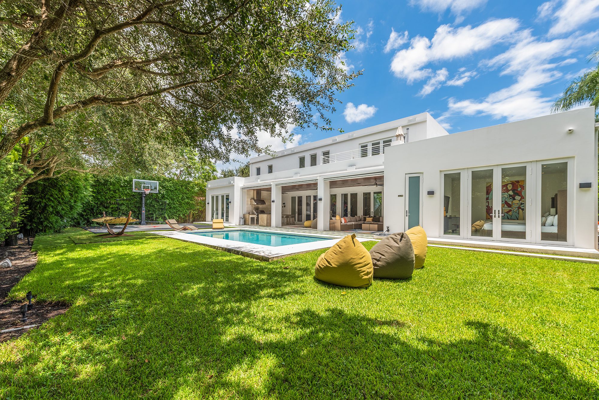 7930 SW 52nd Ct thumbnail 2