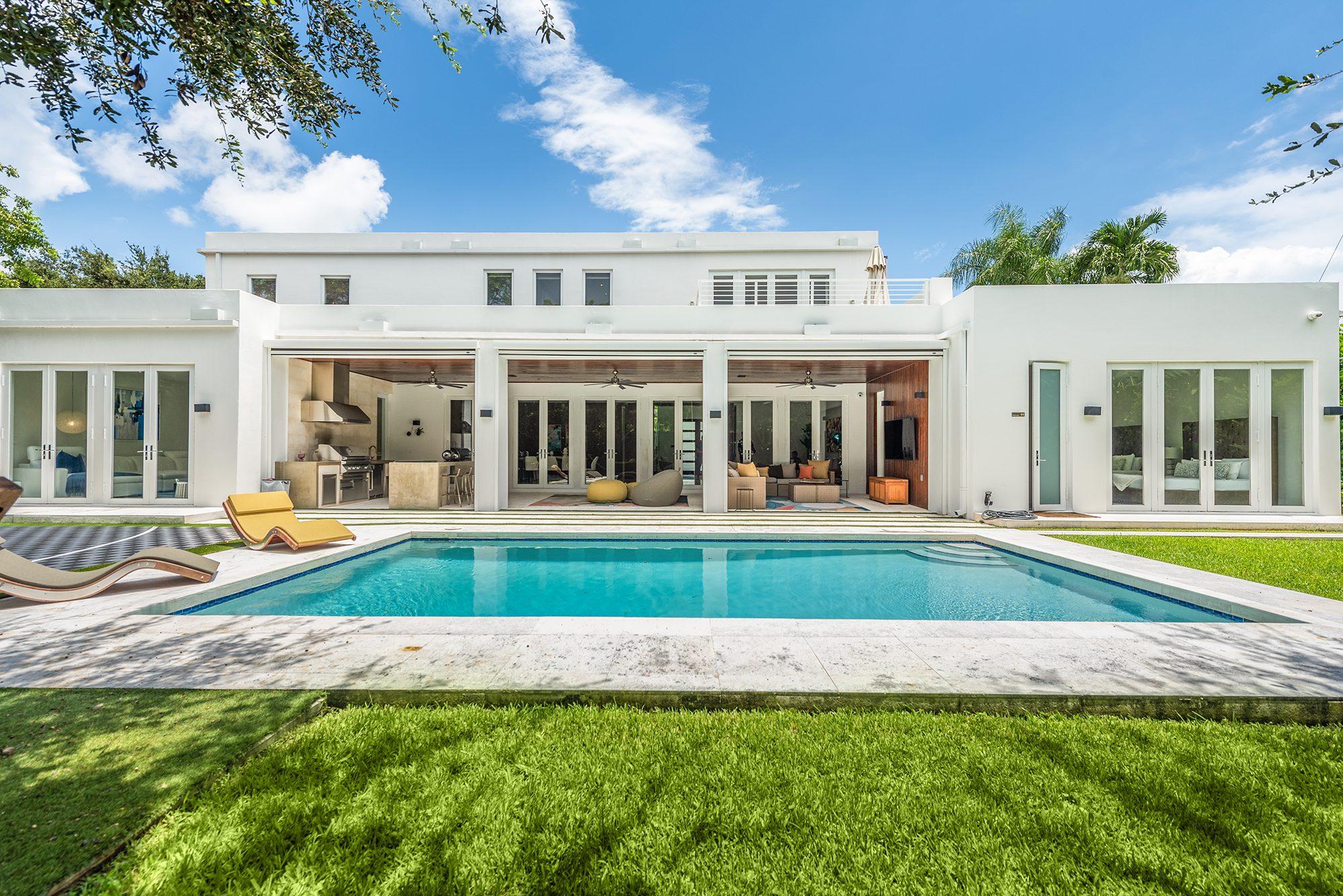7930 SW 52nd Ct thumbnail 4